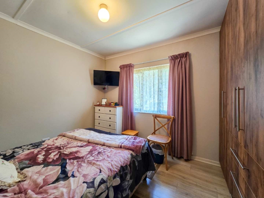 4 Bedroom Property for Sale in Stilbaai Wes Western Cape